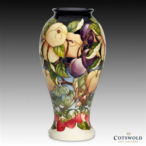 Austens Orchard Vase 4612 Moorcroft Cotswold T Gallery