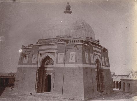 Rbsi Close View Of Ghiyas Ud Din Tughluq S Tomb Delhi