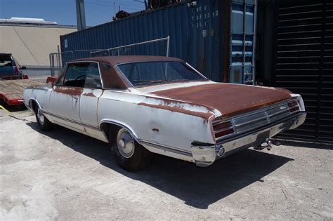 1965 Oldsmobile Cutlass Spent Decades In The Desert Still Rocks