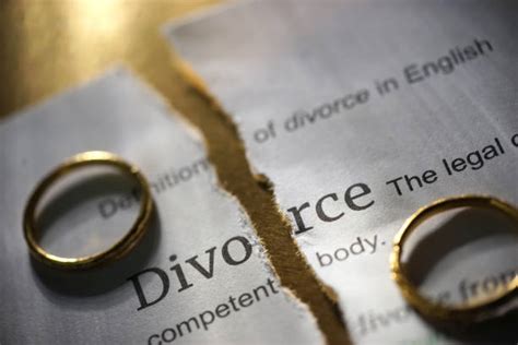 La N Cessit De Recourir Au Service Dun Avocat Du Divorce Le