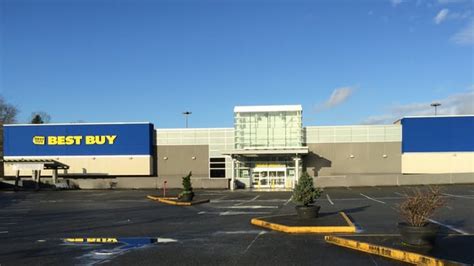 Best Buy Park Royal Shopping Centre In West Vancouver Bc Best Buy Canada