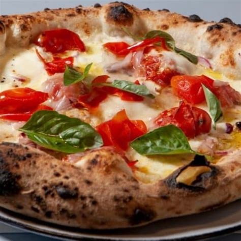 Pomodoro Basilico Pizzeria Street Food In Turin Bewertungen