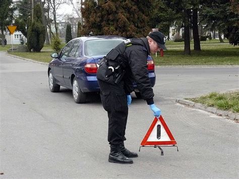 Zabezpieczenie Miejsca Zdarzenia I Ocena Stanu Osoby Poszkodowanej