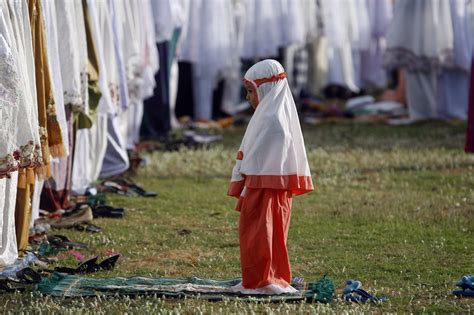 Salat Idul Fitri Di Sejumlah Daerah Di Indonesia