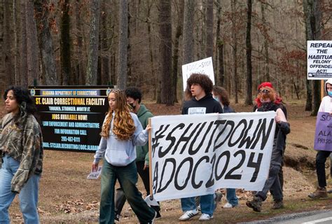 Vanderbilt students protest for prison reform and Palestine in Alabama ...