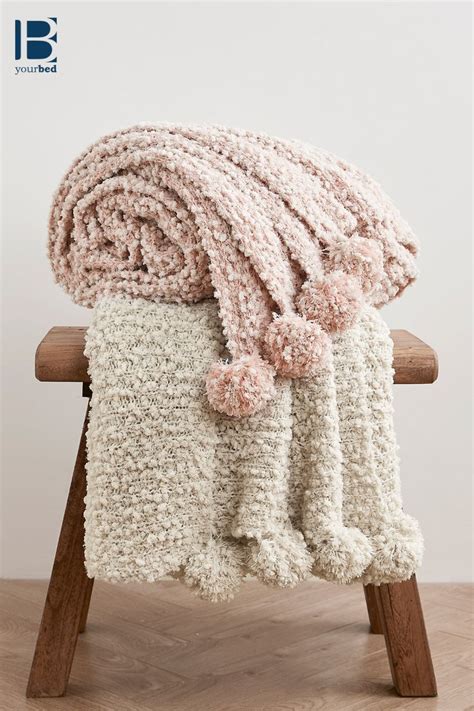 Cozy Potato Pom Pom Yarn Knit Throw Blanket Throw Blanket Oversized