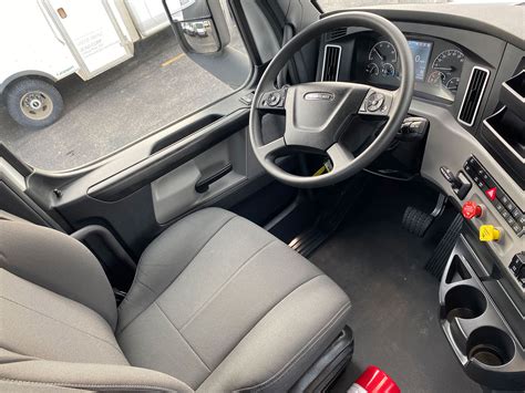 2022 Freightliner Argosy Interior