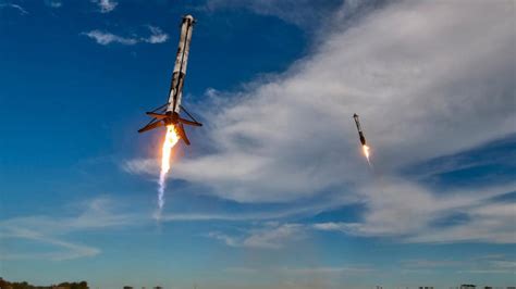 Two Spacex Falcon Heavy Rockets Execute Flawless Simultaneous Landings