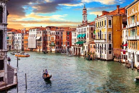 How To get From Marco Polo Airport To Venice: 5 Best Options