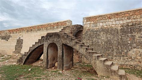 Jaffna Fort | Attractions in Jaffna, Sri Lanka