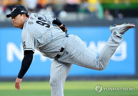 Kbo 100승 도전 류현진 최정과 12년·추신수와 11년만에 대결 연합뉴스