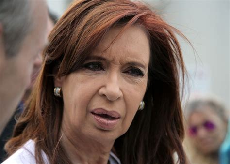 Condenan A Seis Años De Cárcel A Vicepresidenta De Argentina Cristina