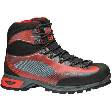 The Best Trekking Boots For Your Mount Kilimanjaro Climb