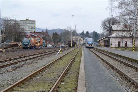 Nepořádek na vlakovém nádraží pod drobnohledem Spektrum Rožnovska