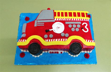 Fire Truck Shaped Birthday Cake Firetruck Cake Transportation