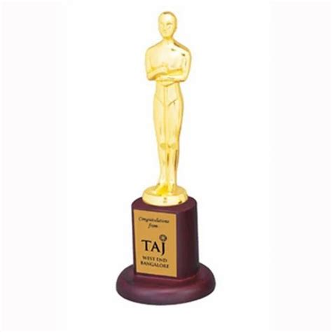 Designer Brass Metal Oscar Trophy at Rs 950/piece | Metal Trophies in ...