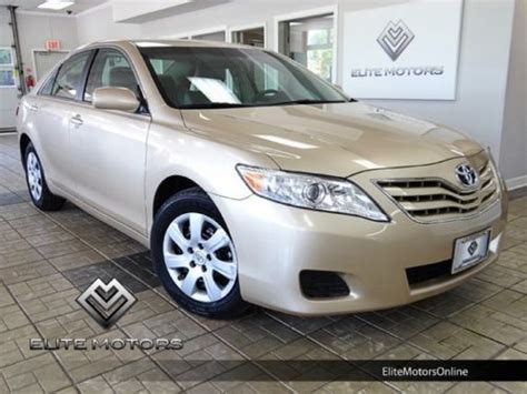 Buy used 10 Toyota Camry LE Leather heated seats 1-Owner in Mundelein ...