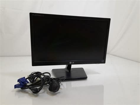 LG Flatron E1942C BN 18 5 Inch VGA 1366x768 Monitor With Stand