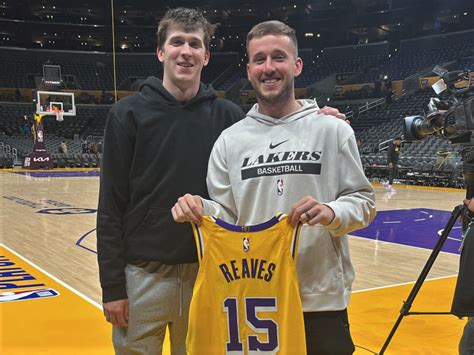 Lakers Austin Reaves Puts On A Show For Brother Spencer Los Angeles