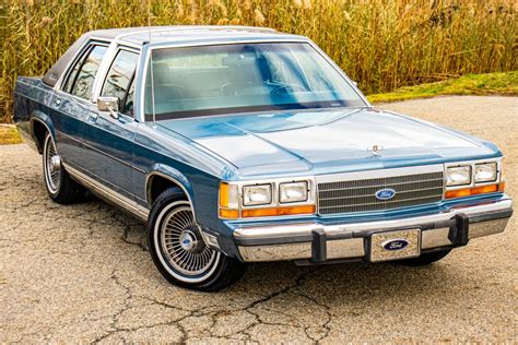 1988 Ford Ltd Crown Victoria Catalog And Classic Car Guide Ratings And