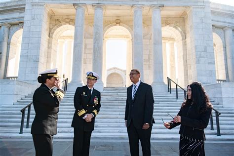 DVIDS - Images - A Navy Full Honors Wreath-Laying Ceremony is Conducted ...