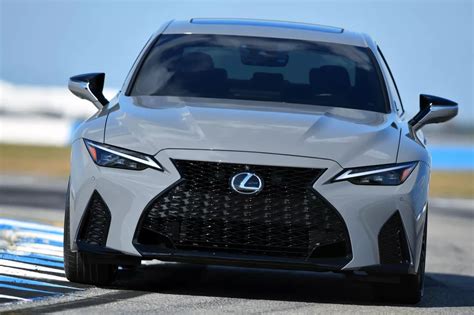 Lexus Is 500 F Sport Performance Looks Sinister In Launch Edition Trim Lexus Lexus Car Models