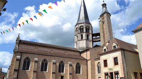 SAINT GENGOUX LE NATIONAL La Bourgogne