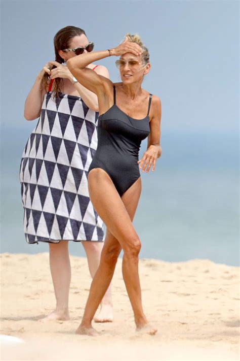 Sarah Jessica Parker Has Been Wearing This Classic Swimsuit For 5 Years