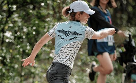 Disc Golf Etiquette Tips From The Pros Disc Golf Pro Tour