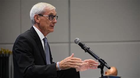 Evers Issues Statewide Mask Mandate