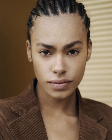 Jelisa van Schijndel - Skins Model Management