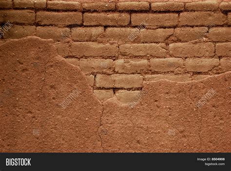 Imagen Y Foto Muro De Adobe Prueba Gratis Bigstock