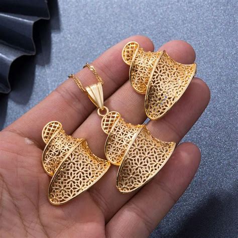 Dubai 24k Gold Color Jewelry Sets For Women Indian Ethiopia Necklace Pendant Earrings Set Africa