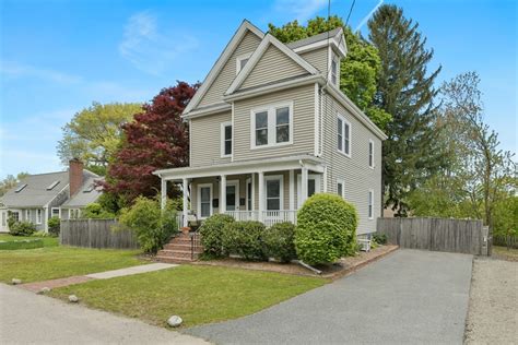 24 Mills St, Dedham, MA 02026 - MLS 73238103 - Coldwell Banker