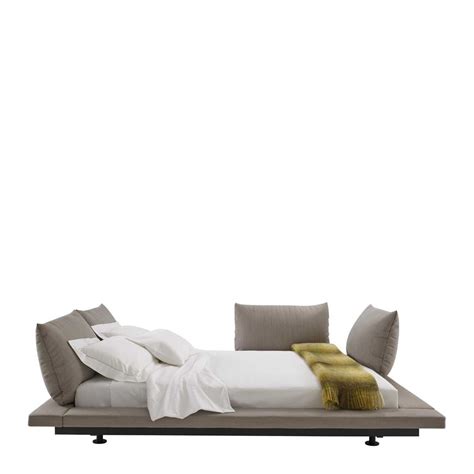 Ligne Roset Peter Maly Bed Misterdesign