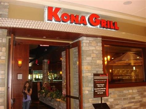 Join the Happy Hour at Kona Grill in Houston, TX 77056