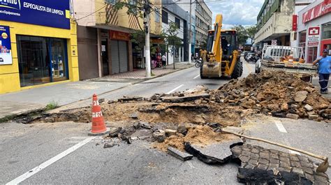 Obra atinge tubulação e provoca vazamento de gás em Resende City Roma