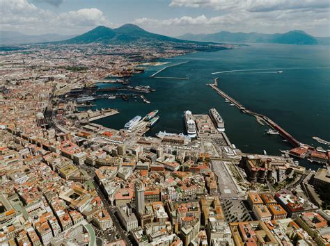 Visitare Napoli In Giorni Un Itinerario Completo Alla Scoperta Della