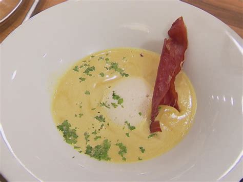 Karotten Orangen Samtsuppe Mit Schaum Vom Serrano Schinken Und