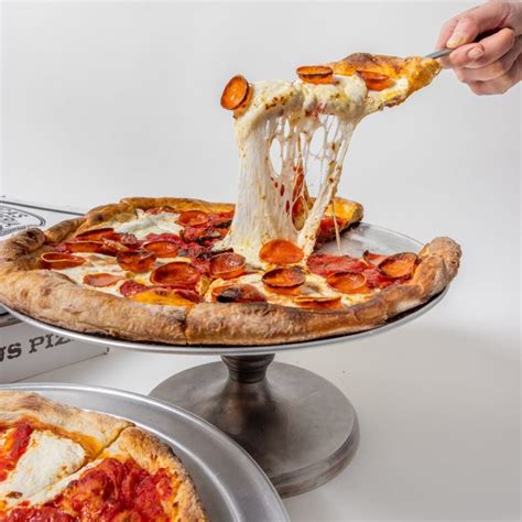 Now Shipping: Lombardi's Pizza | Goldbelly