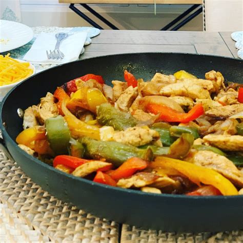 Easy Chicken Fajitas Twiins In The Kitchen®