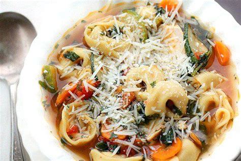 Italian Tortellini Soup Bunnys Warm Oven Tortellini Soup Recipe Recipes Easy Dinner Recipes