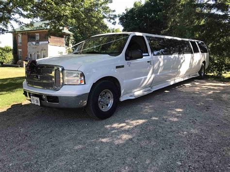 SUV Ford Excursion Stretch Limousine | Good Time Limo