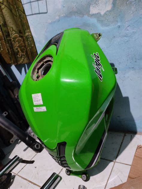 Tangki Tengki Fuel Tank Bensin Ninja Fi Z Injeksi Fi Hijau