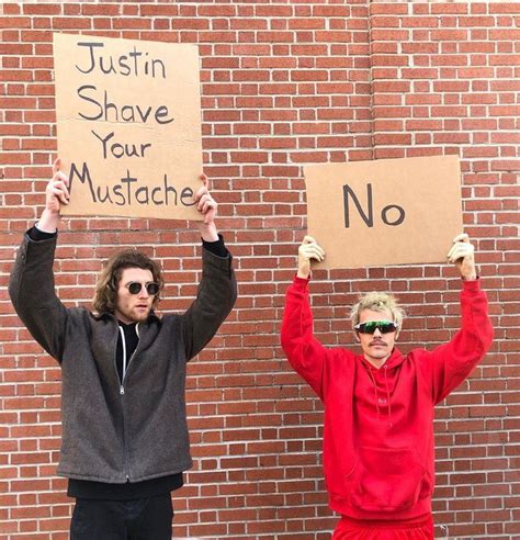 Dude With Sign Holds Cardboard To Raise Awareness On Covid Starbiz