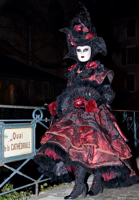 Karine Costum E Au Carnaval V Nitien D Annecy En F Vrier