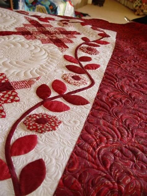 Pin By Cindy Krelle On Quilting Applique Quilts Traditional Quilts Machine Quilting Designs