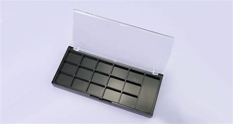 Wells Eyeshadow Palette With Clear Lid Zmic