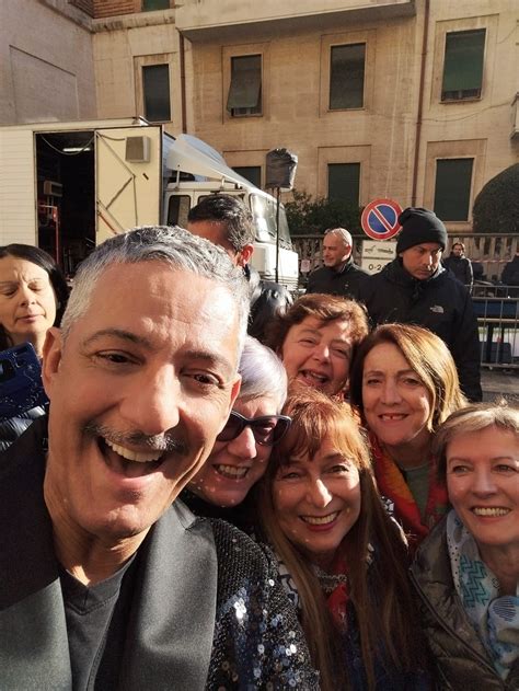 Turisti Forlivesi In Visita A Viva Rai 2 Con Rosario Fiorello E