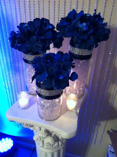 20 Royal Blue And Silver Table Setting